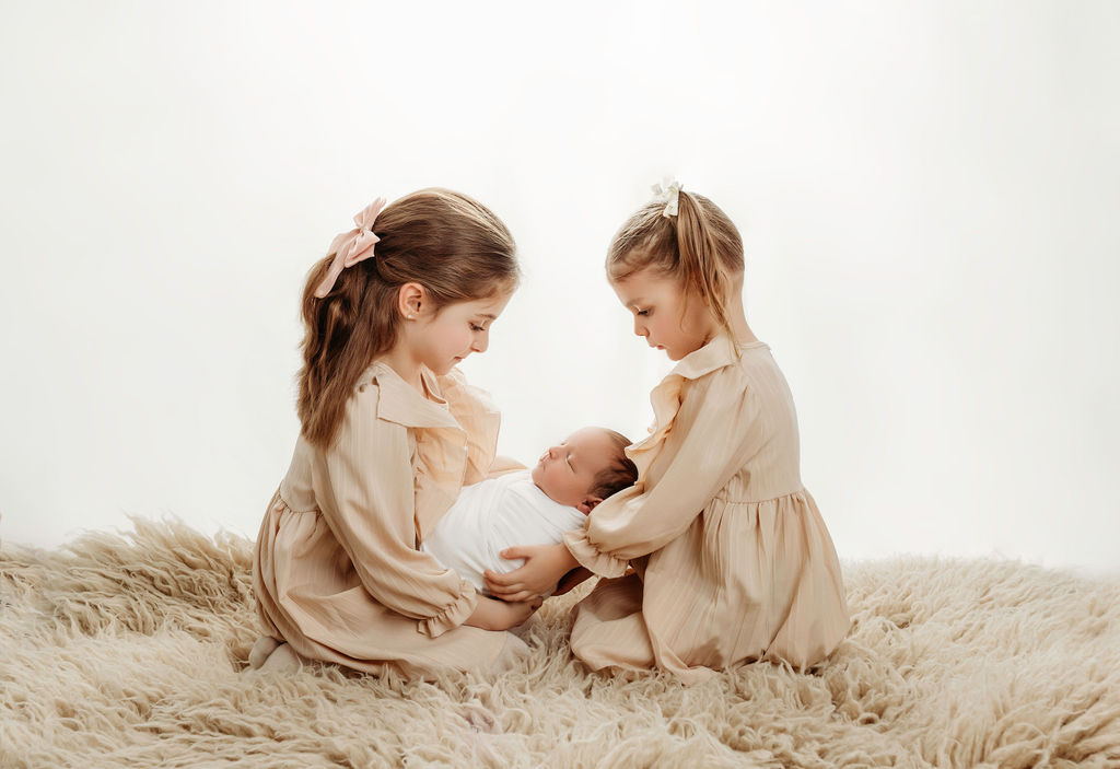 Newborn Photographer Toronto
