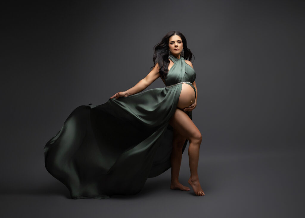 Maternity Photographer Serap Seker Photography in Guelph, Toronto, Oakvile and surrounding areas