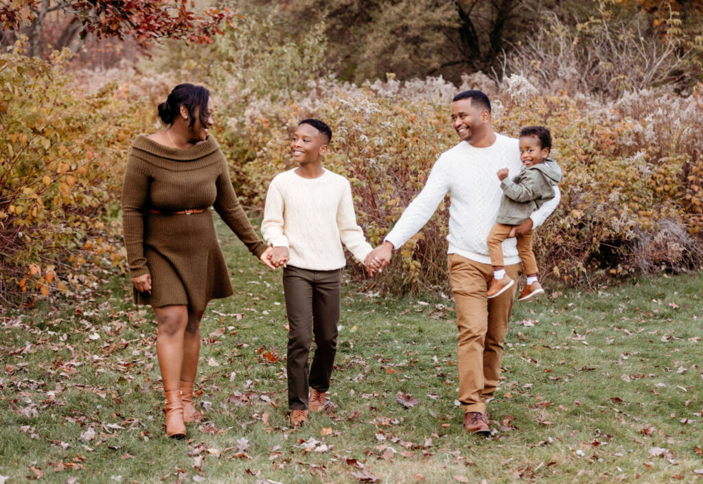 Family Photographer Serap Seker Guelph, Oakville, Toronto